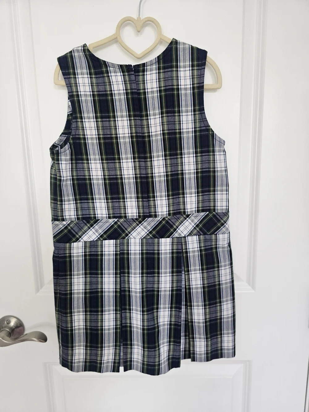 Plaid Sleeveless School Uniform Dress in Navy, White & Green